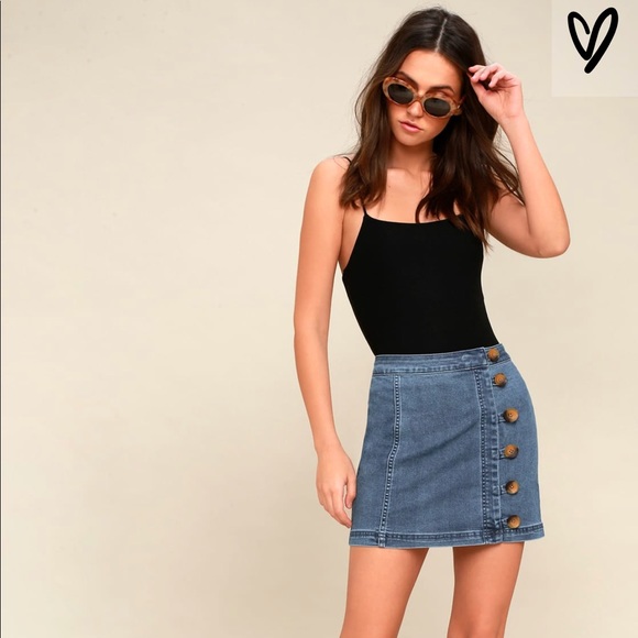 Free People Dresses & Skirts - FREE PEOPLE DENIM BUTTON-FRONT MINI SKIRT NWT